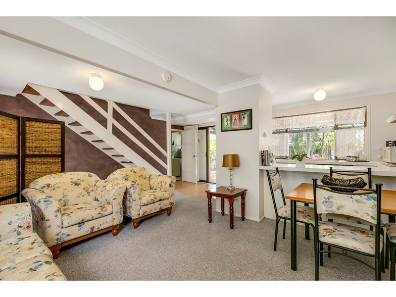 9/202 Central Street, Labrador QLD 4215