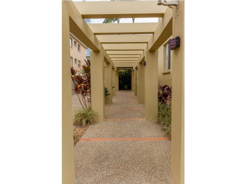 14/49 Peninsular Drive, Surfers Paradise QLD 4217