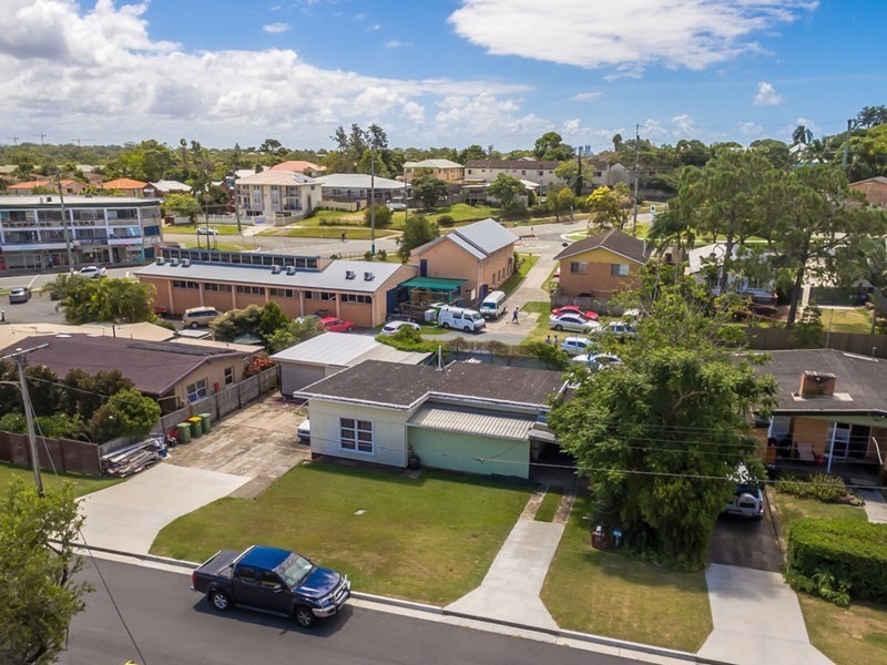 83 Falconer Street, Southport QLD 4215