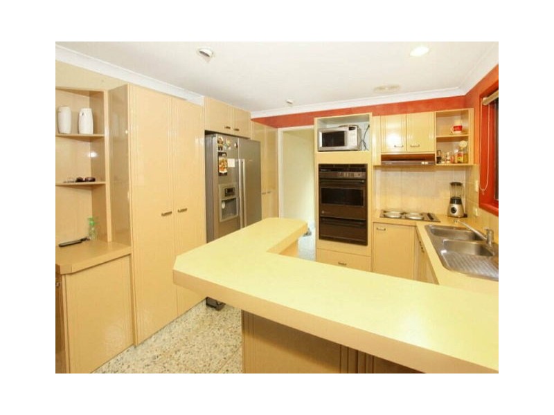 10 Dunbarton Avenue, Bundall QLD 4217