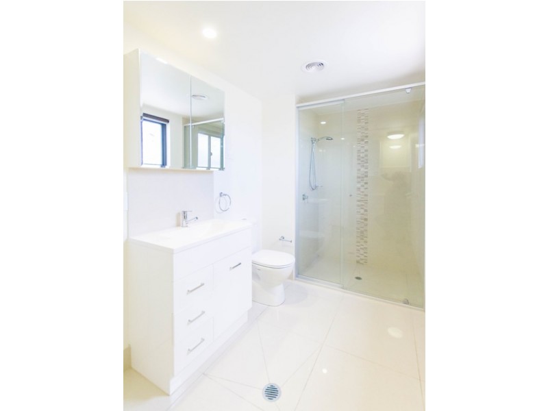 28/171 Scarborough Street, Southport QLD 4215