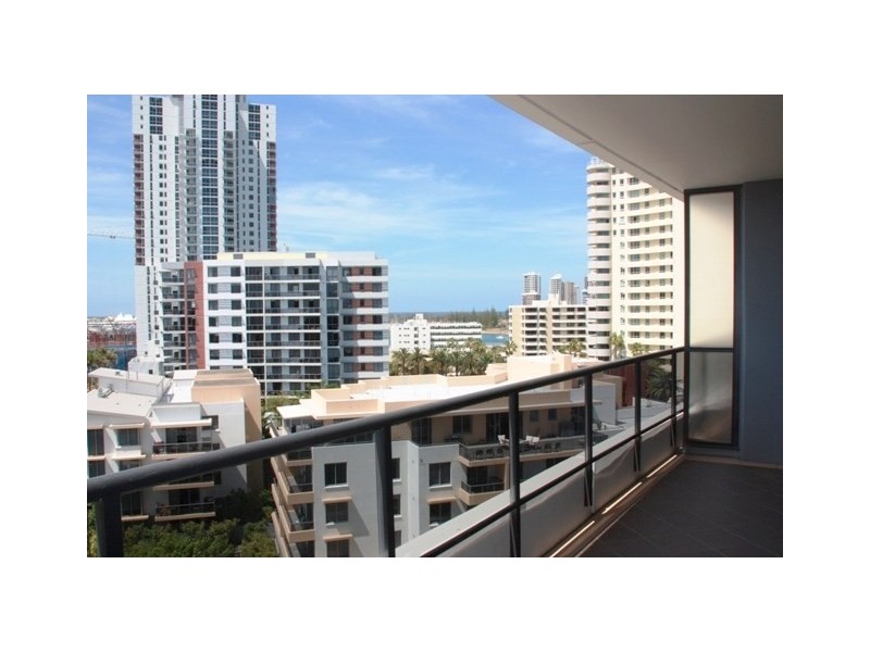 1101/2 Aqua Street, Southport QLD 4215