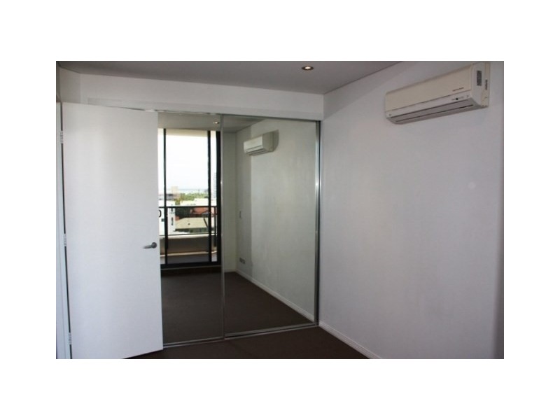1101/2 Aqua Street, Southport QLD 4215