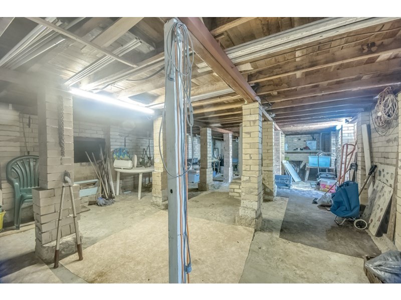 61 Cotlew Street, Southport QLD 4215