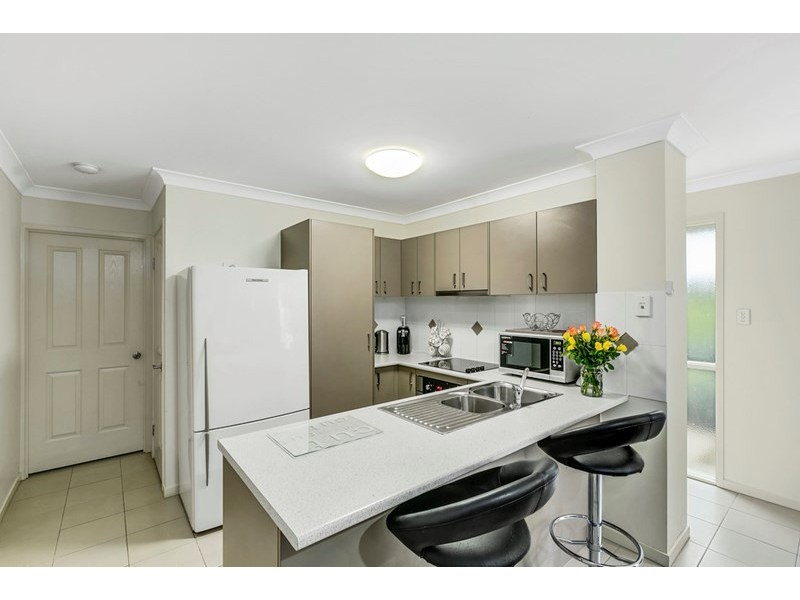 2/6 Michaels Promenade, Coomera QLD 4209