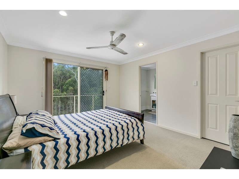2/6 Michaels Promenade, Coomera QLD 4209