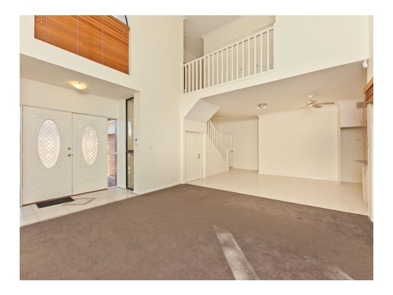 2/12 College Avenue, Southport QLD 4215