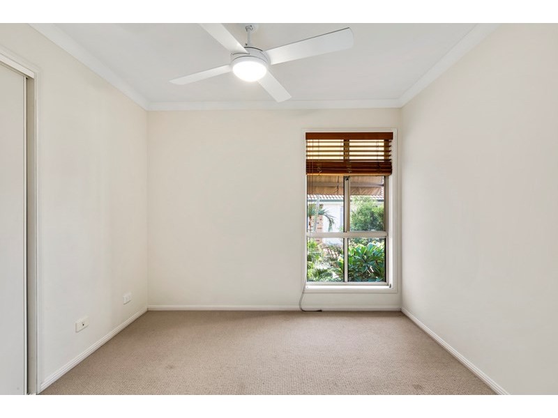 4/99 Pohlman Street, Southport QLD 4215