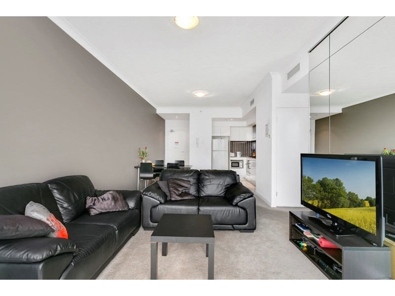 23002/5 Lawson Street, Southport QLD 4215