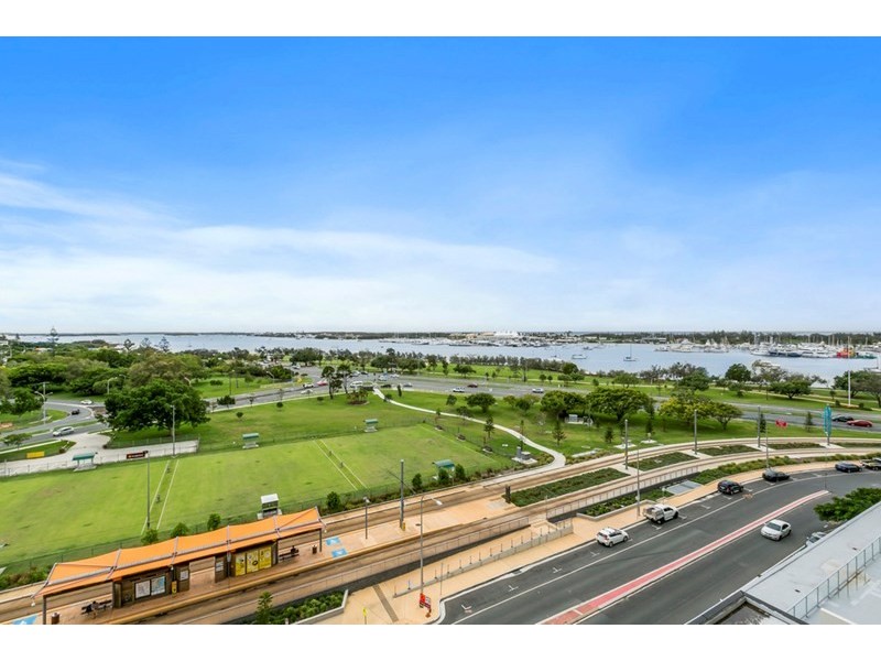 1104/1 Como Crescent, Southport QLD 4215