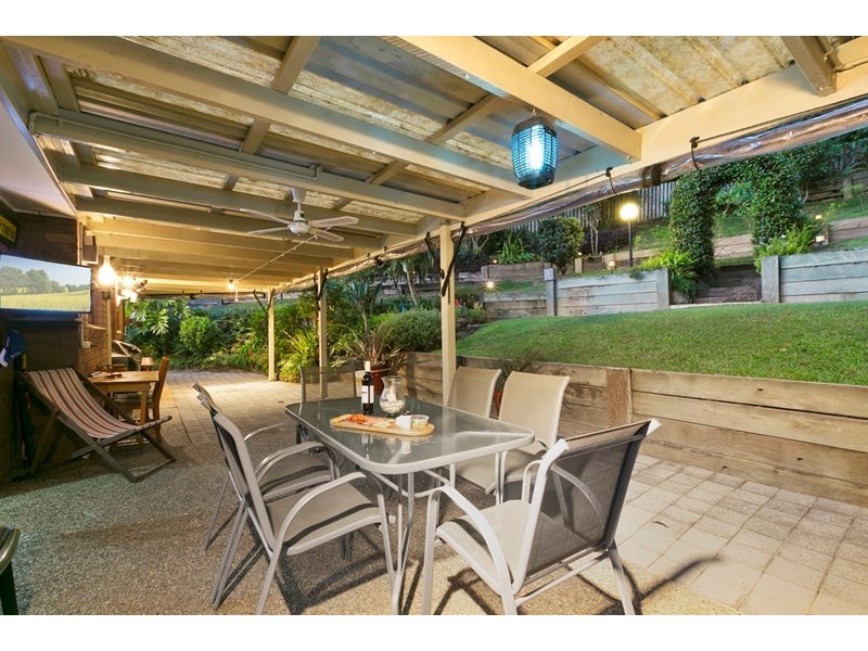 18 Gunyah Grove, Ashmore QLD 4214