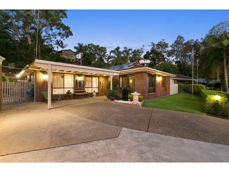 18 Gunyah Grove, Ashmore QLD 4214