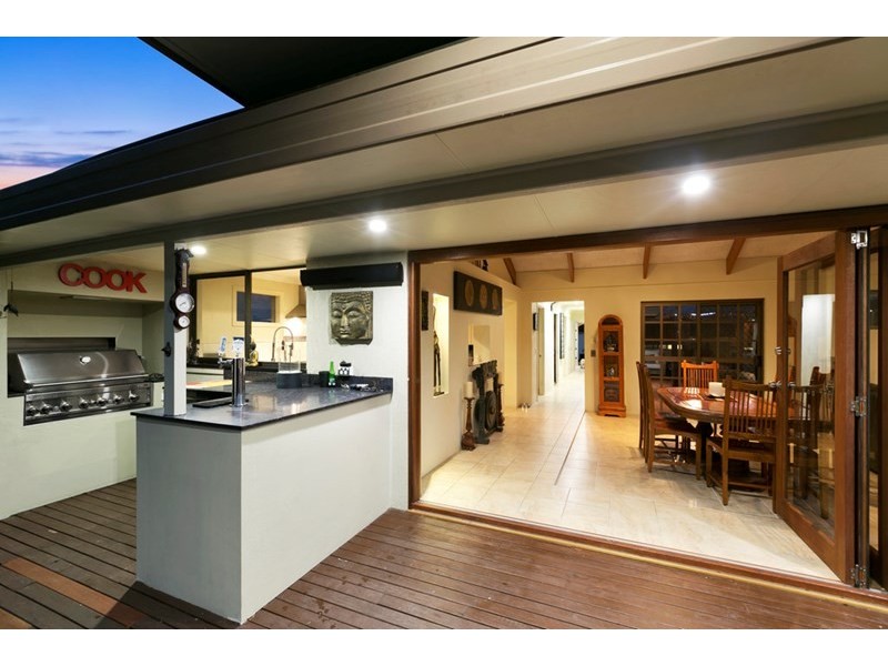 56 Nerang River Drive, Nerang QLD 4211