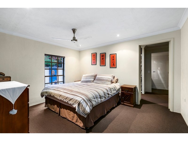 56 Nerang River Drive, Nerang QLD 4211