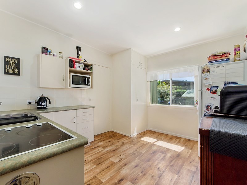 13 First Avenue, Labrador QLD 4215