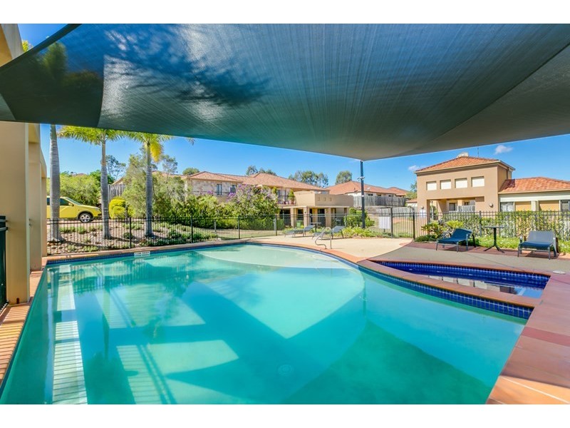 54/24 Amsonia Court, Arundel QLD 4214