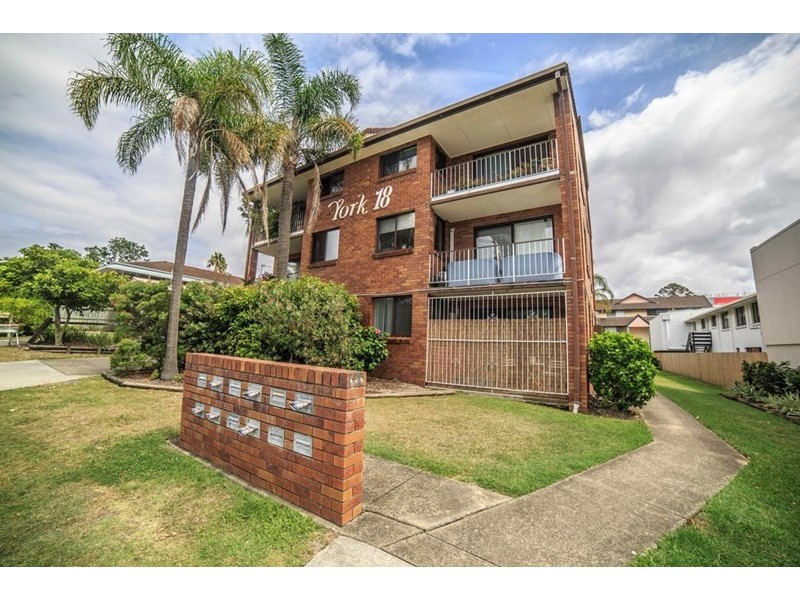 1/18 Garden Street, Southport QLD 4215