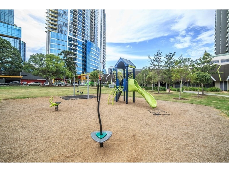 1/18 Garden Street, Southport QLD 4215