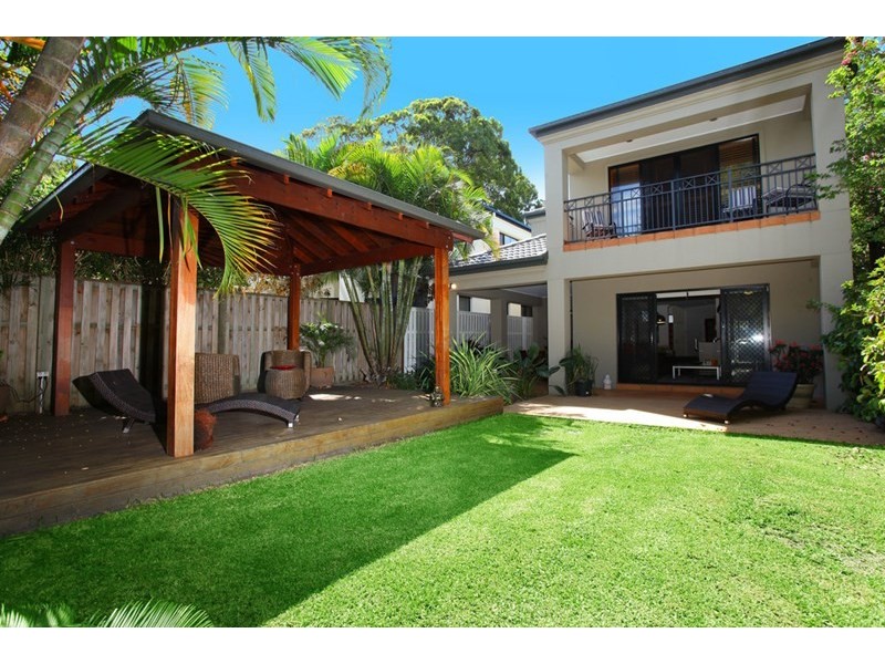 10 Meron Street, Southport QLD 4215