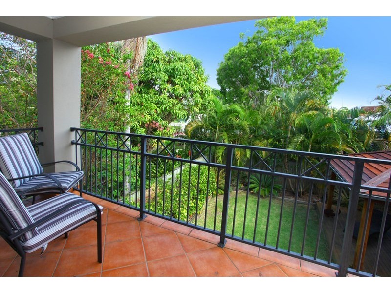 10 Meron Street, Southport QLD 4215
