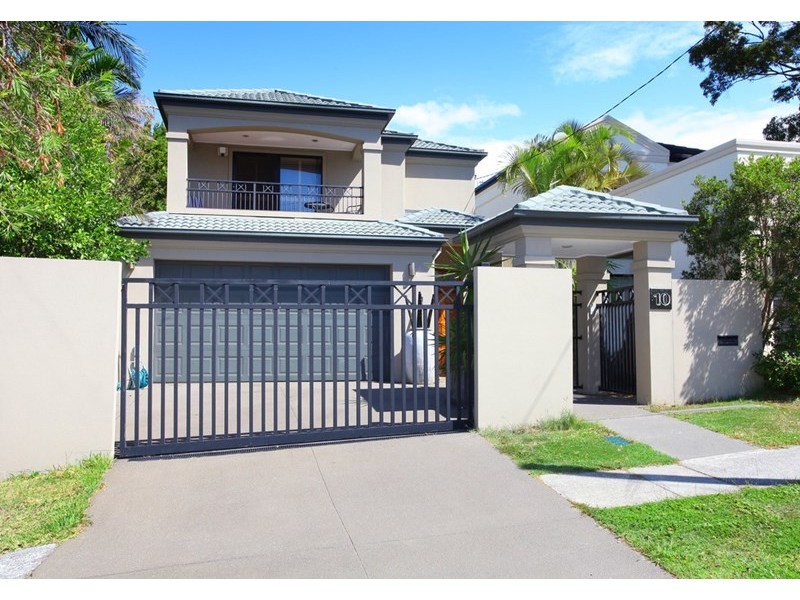 10 Meron Street, Southport QLD 4215