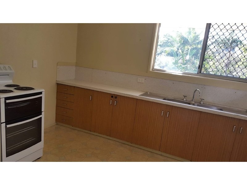 39 Minnie Street, Southport QLD 4215