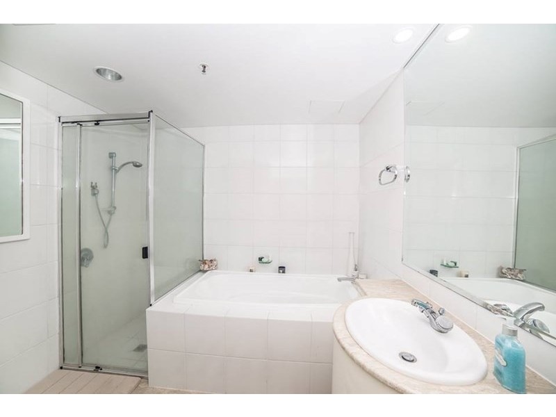 3/20 Riverview Parade, Surfers Paradise QLD 4217