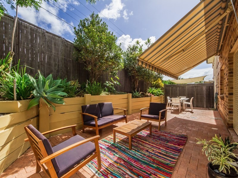 4/33 Ward Street, Southport QLD 4215