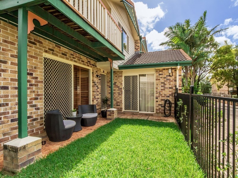 4/33 Ward Street, Southport QLD 4215