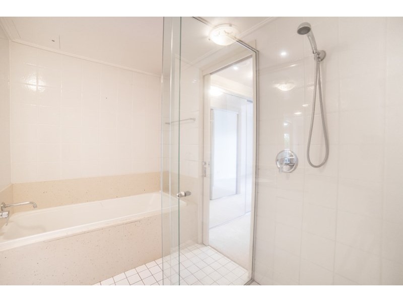 1032/1 Lennie Avenue, Main Beach QLD 4217