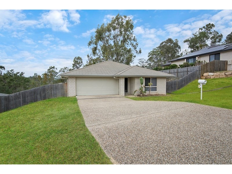 12 Dior Place, Wulkuraka QLD 4305