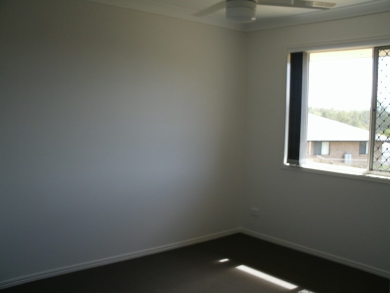 12 Dior Place, Wulkuraka QLD 4305