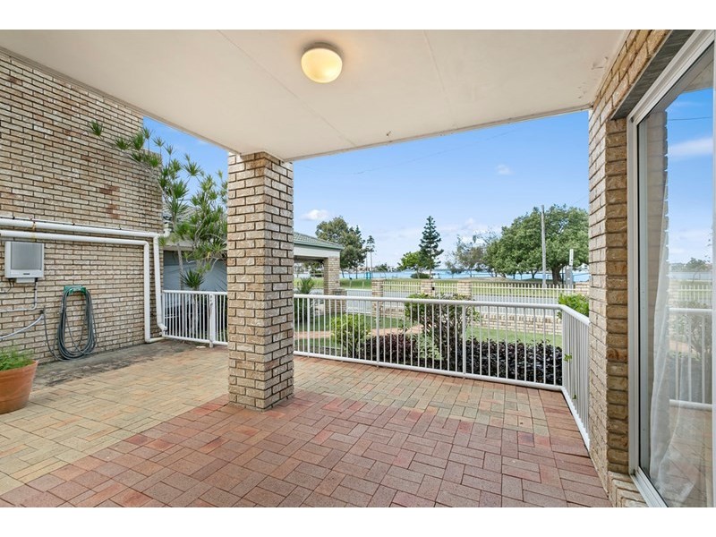 1/64 The Esplanade, Paradise Point QLD 4216