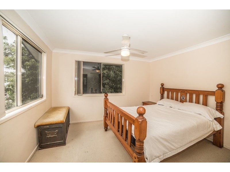 2/100 Kumbari Avenue, Labrador QLD 4215