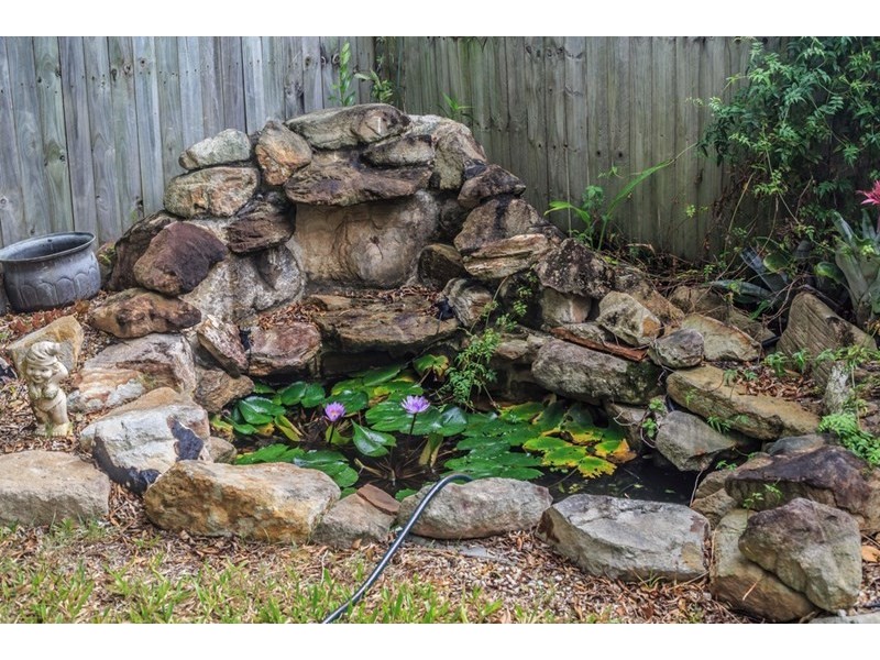 2/100 Kumbari Avenue, Labrador QLD 4215