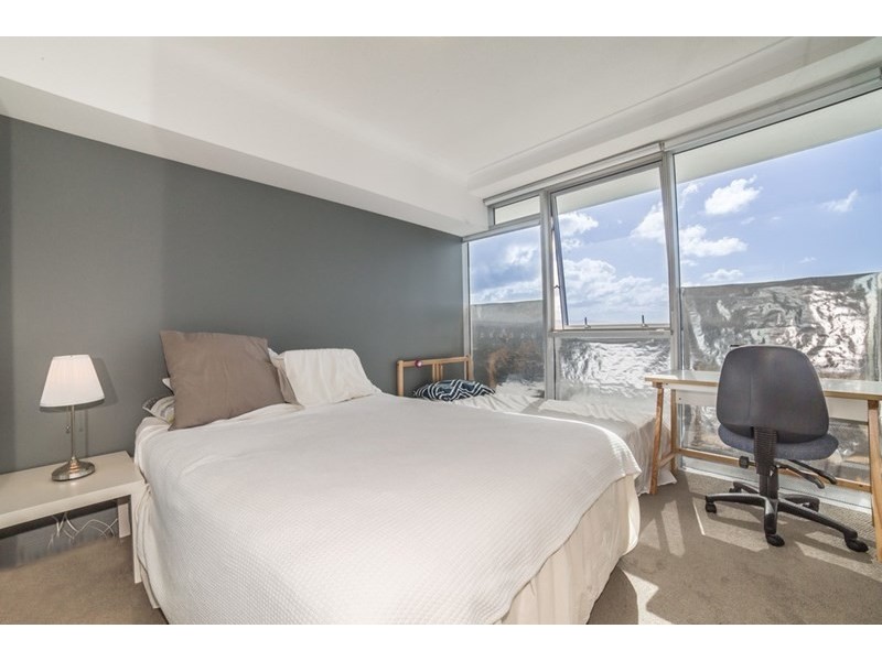 23207/5 Lawson Street, Southport QLD 4215