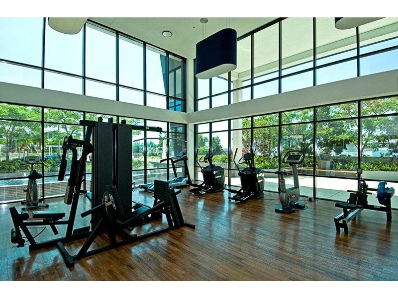 23207/5 Lawson Street, Southport QLD 4215