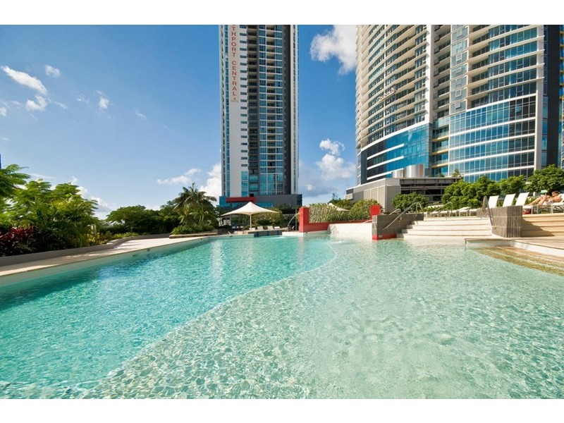 23207/5 Lawson Street, Southport QLD 4215