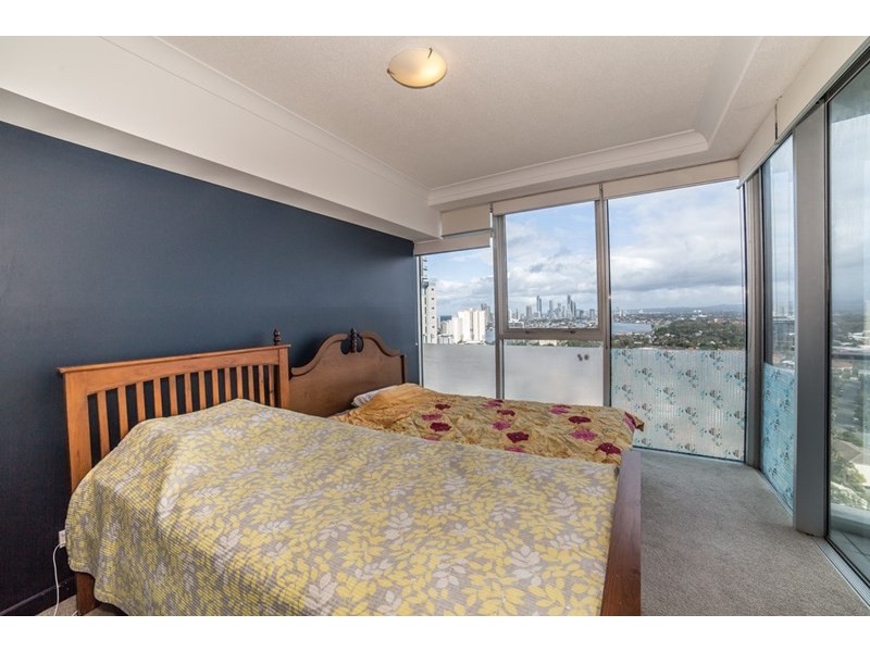 22206/5 Lawson Street, Southport QLD 4215