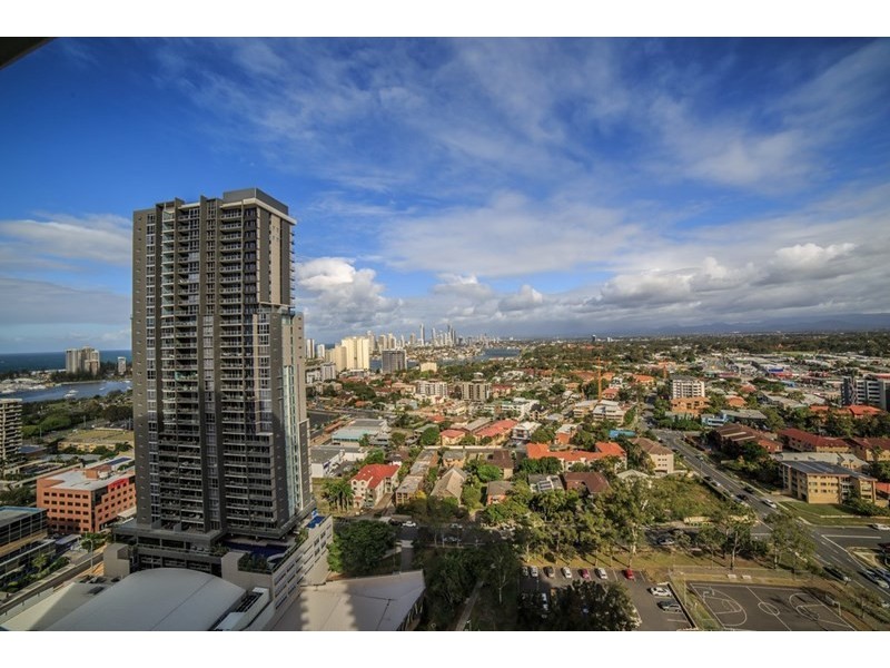 22206/5 Lawson Street, Southport QLD 4215