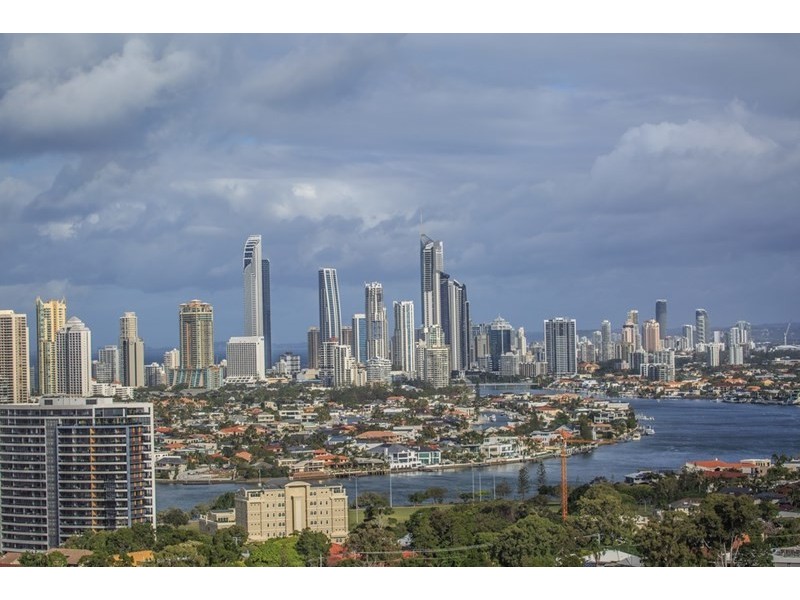 22206/5 Lawson Street, Southport QLD 4215