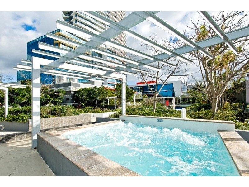 22206/5 Lawson Street, Southport QLD 4215