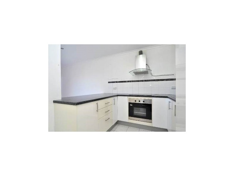 11/27 Whiting Street, Labrador QLD 4215