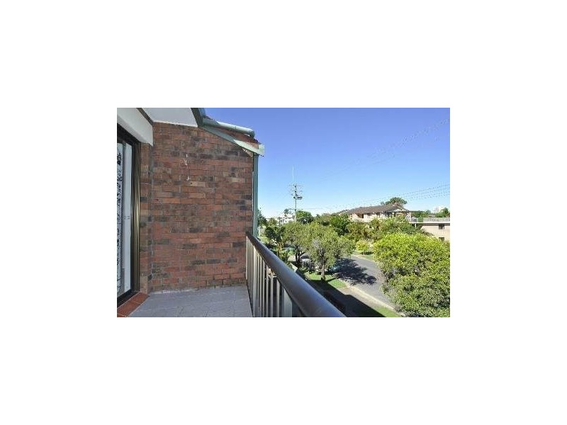 11/27 Whiting Street, Labrador QLD 4215