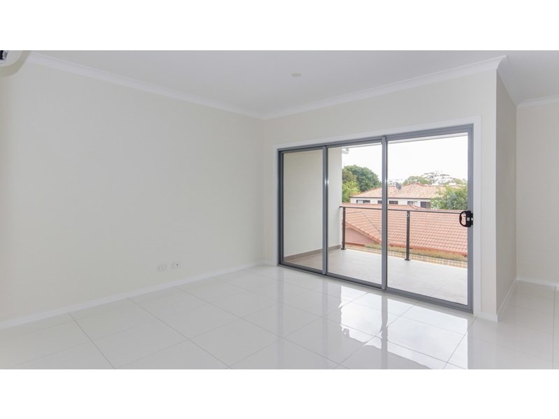 4/43 Harley Street, Labrador QLD 4215