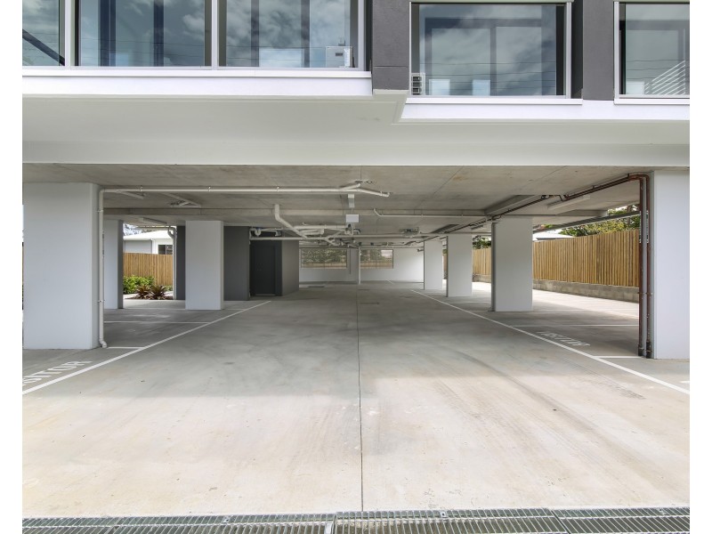 11 Anne Street, Southport QLD 4215