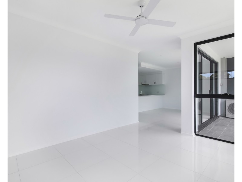 11 Anne Street, Southport QLD 4215