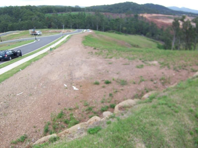 Pacific Pines QLD 4211