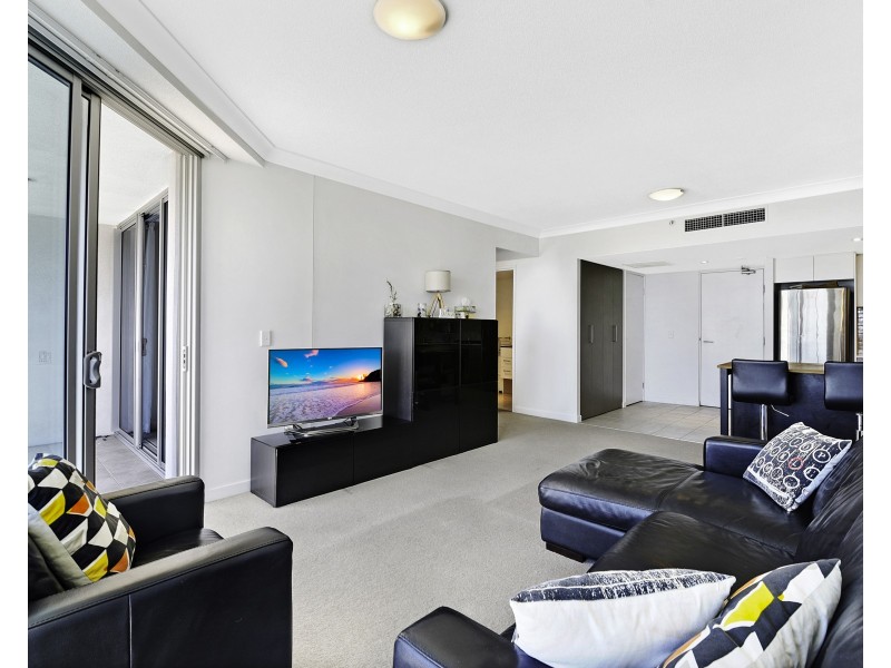 1142/56 Scarborough Street, Southport QLD 4215