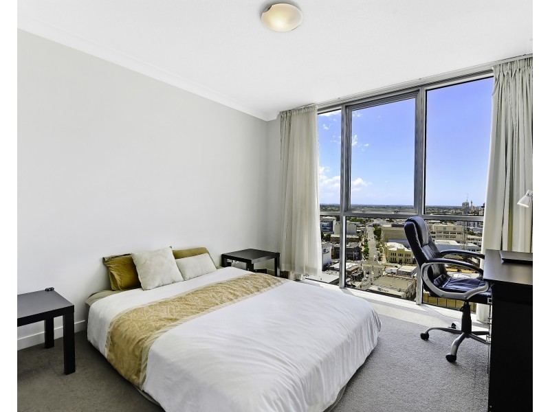 1142/56 Scarborough Street, Southport QLD 4215